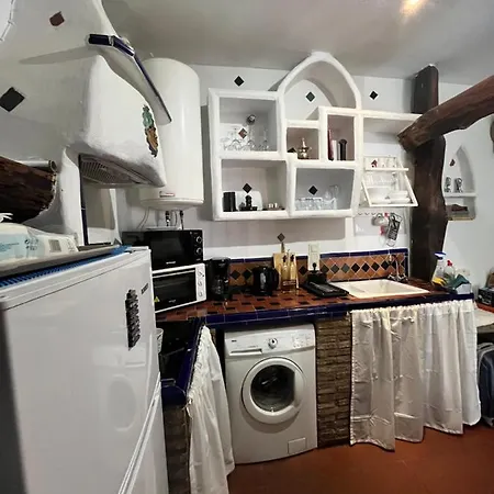 Slow House Apartment