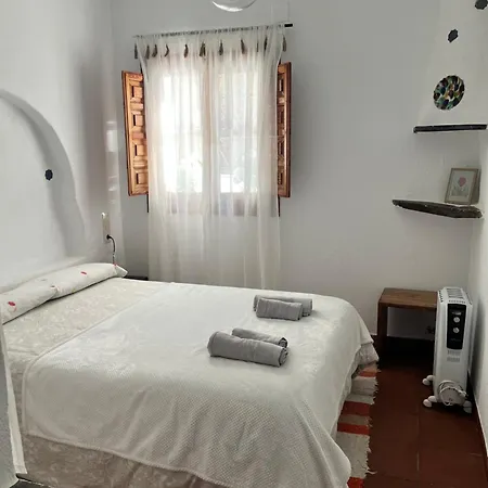 Slow House Apartment